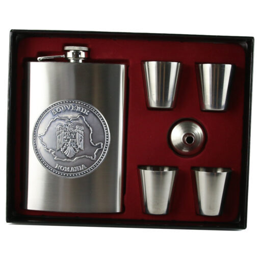 Set plosca cu palnie si 4 pahare din inox, "Souvenir Romania", in cutie eleganta
