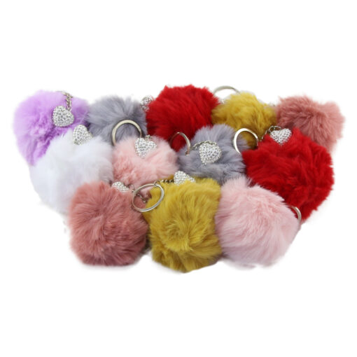 Set 12 brelocuri pompon pufos cu inimioara 8 CM