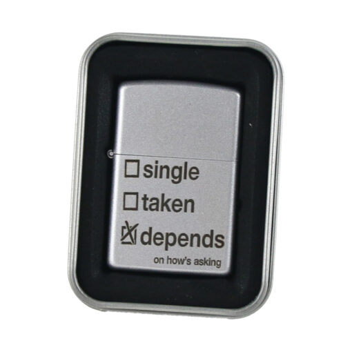 Bricheta metalica "Single/Taken/Depends..." 4x5.5 CM