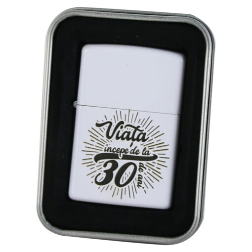 Bricheta metalica "Viata incepe de la 30 de ani", 3.5x5  CM, Alb