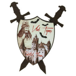 Magnet frigider din lemn "Vlad Tepes & Castelul Bran" 8x9 CM, scut cu sabii