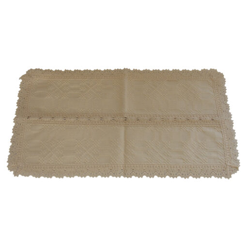 Fata de masa traditionala 45x25 CM Crem