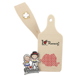 Set ustensile bucatarie din lemn cu magnet frigider "I love Romania", 3 piese