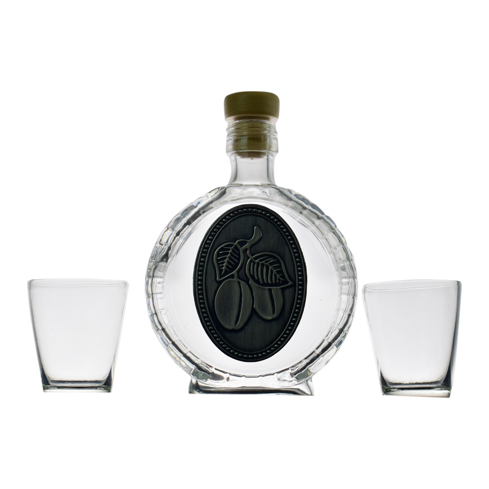 Set plosca cu doua pahare - Design cu eticheta metalica decorata cu prune