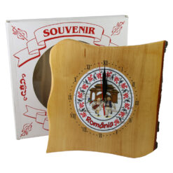 Ceas perete de lemn "Romania", 24x26 CM, Copii in port popular + poarta