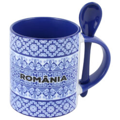 Cana ceramica cu lingurita, "Romania", 330 ml, motive traditionale, albastru