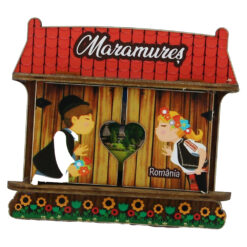 Magnet frigider din lemn "Maramures", 9x8 CM, Casuta