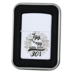 Bricheta metalica "Igy nez ki egy orokke fiatal 30 eves",  3.5x5 CM, Alb