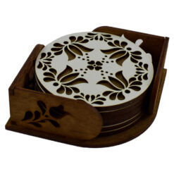 Set 6 suporturi realizate din lemn pentru pahare - Design traditional cu flori (Model 1)