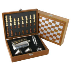 Set cadou Plosca cu accesorii si joc Sah, 24x18 CM