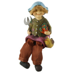 Figurina copil Gradinar cu cocos/gaina din rasina cu picioare textil 20 CM