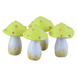 Set 4 ciupercute din rasina 6 CM