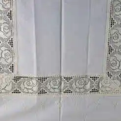 Fata de masa din bumbac, 120x140 CM, cu dantela trandafir si broderie