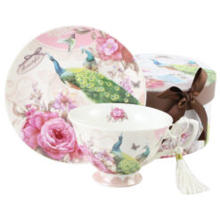 Ceasca cu farfurie din ceramica in cutie decorativa - Design Paun & Flori, 100 ml