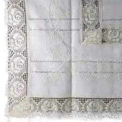 Fata de masa rustica din bumbac, 90x90 CM, cu dantela si broderie
