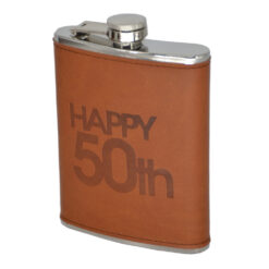 Plosca realizata din inox si acoperti cu piele ecolgica - Happy 50th