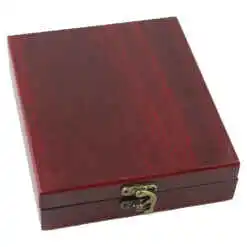 Alternative view of Set 4 accesorii pentru vin in cutie de lemn, 15x17 CM