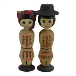 Alternative view of Set 2 figurine din lemn in port Romanesti 12 CM