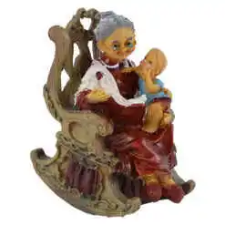 Figurina batrani din rasina 10 CM, In fotoliu - Batran/Batrana