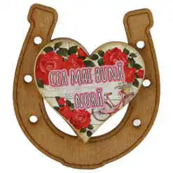 Alternative view of Magnet frigider din lemn "Cea mai buna Nora" 7x8 CM, Potcoava