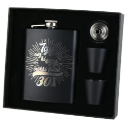 Set cadou "Igy nez ki egy orokke fiatal 30 eves",  Plosca cu palnie si 2 pahare