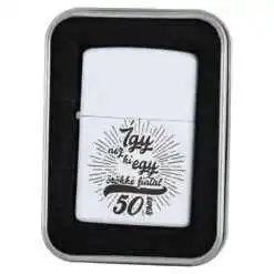 Bricheta metalica "Igy nez ki egy orokke fiatal 50 eves",  3.5x5 CM, Alb