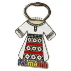 Magnet de frigider metalic cu deschizator de sticle 5 x 8 cm, Romania, Rochie ie