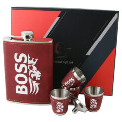 Set cadou "Boss" Plosca cu 4 pahare si palnie, 250 ml, Lion