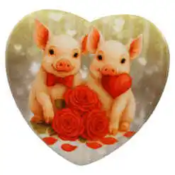 Magnet frigider ceramica inima, 8 cm, cu purcelusi