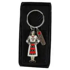 Breloc metalic "I love Romania", port traditional, 6 cm