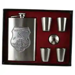Set plosca cu palnie si 4 pahare din inox, "Pentru cel mai bun Sot", in cutie eleganta