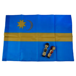 Alternative view of Set 2 accesorii in cutie - Pereche de figurine si steag secuiesc