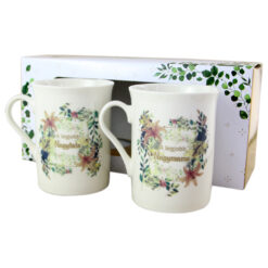 Set 2 cani din ceramica "A legjobb Nagymama/Nagytata", 290 ml, in cutie cadou