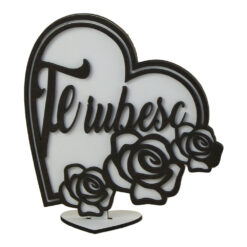 Decor Inima din lemn "Te iubesc", trandafiri 17x18 CM