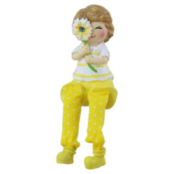 Figurina Baiat din rasina cu floare 16 CM, cu picioare textil, galben