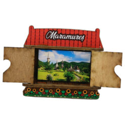 Alternative view of Magnet frigider din lemn "Maramures", 9x8 CM, Casuta