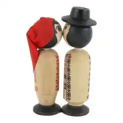 Alternative view of Figurine cu magnet, Pupaciosi, lemn pictat, Port Romanesc 12 CM