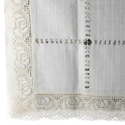 Fata de masa rustica din bumbac, 140 x 270 cm, cu dantela trandafir