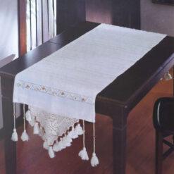 Alternative view of Fata de masa tip runner din bumbac 50 x 180 CM, cu dantela si margele din lemn