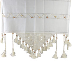 Perdea rustica din bumbac 160 x 180 cm, cu dantela si margele din lemn