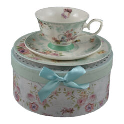 Set mic dejun 3 piese realizate din ceramica in cutie cadou - Design cu trandafiri (Model 1)