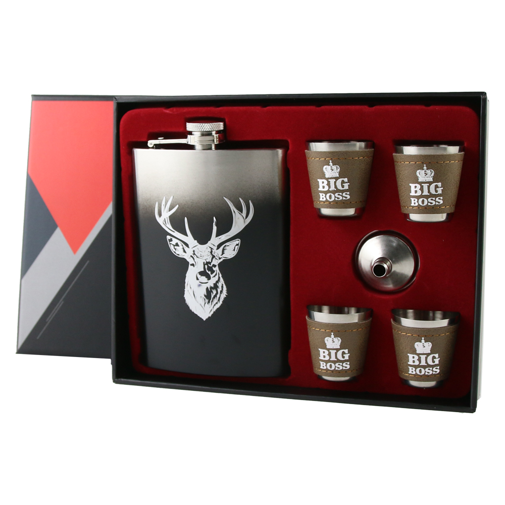Set cadou "Big Boss" Plosca cu 4 pahare si palnie, 250 ml, Cerb - imagine 2