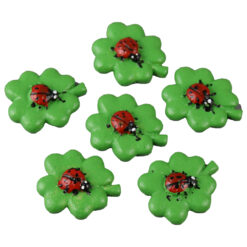 Set 6 buburuze decorative pe trifoi 3 cm, din rasina, cu autoadeziv