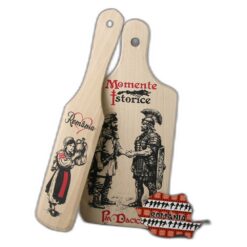 Set ustensile bucatarie cu magnet de frigider "Romania - Momente istorice"