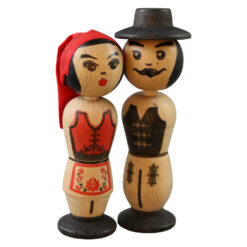 Set 2 figurine magnetice retro "Pupaciosii" in port secuiesc 12 cm