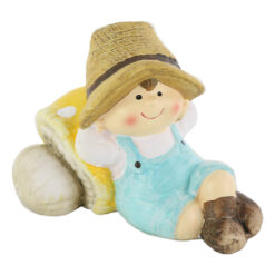 Figurina Baiat din ceramica cu ciuperca 14x11 CM