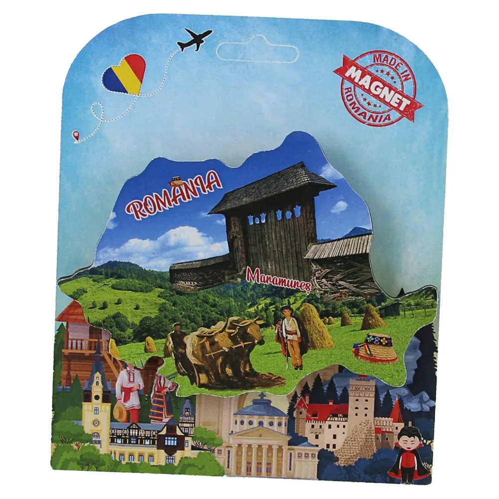 Magnet decorativ din lemn Maramures 10 x 7 cm, Harta Romaniei cu scena rurala