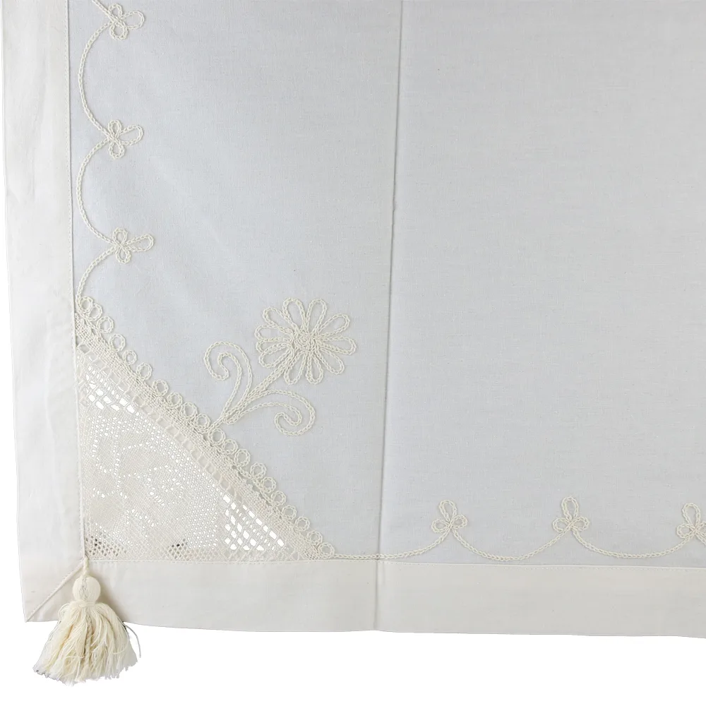 Fata de masa rustica din bumbac 90 x 90 cm, cu dantela si franjuri