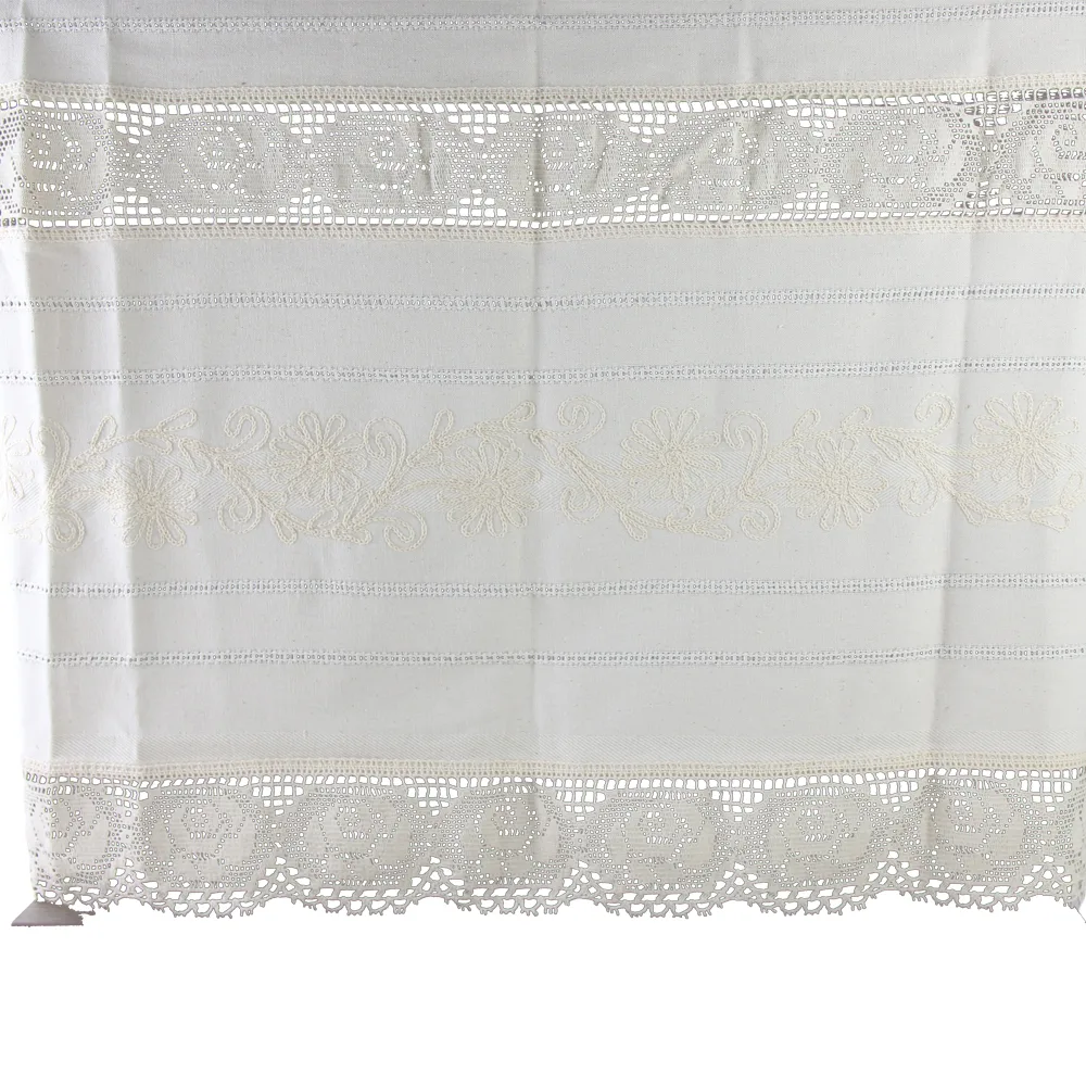 Perdea rustica din bumbac 160 x 180 cm, cu dantela trandafir si brodarie