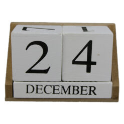Calendar perpetuu din lemn 14x9 CM